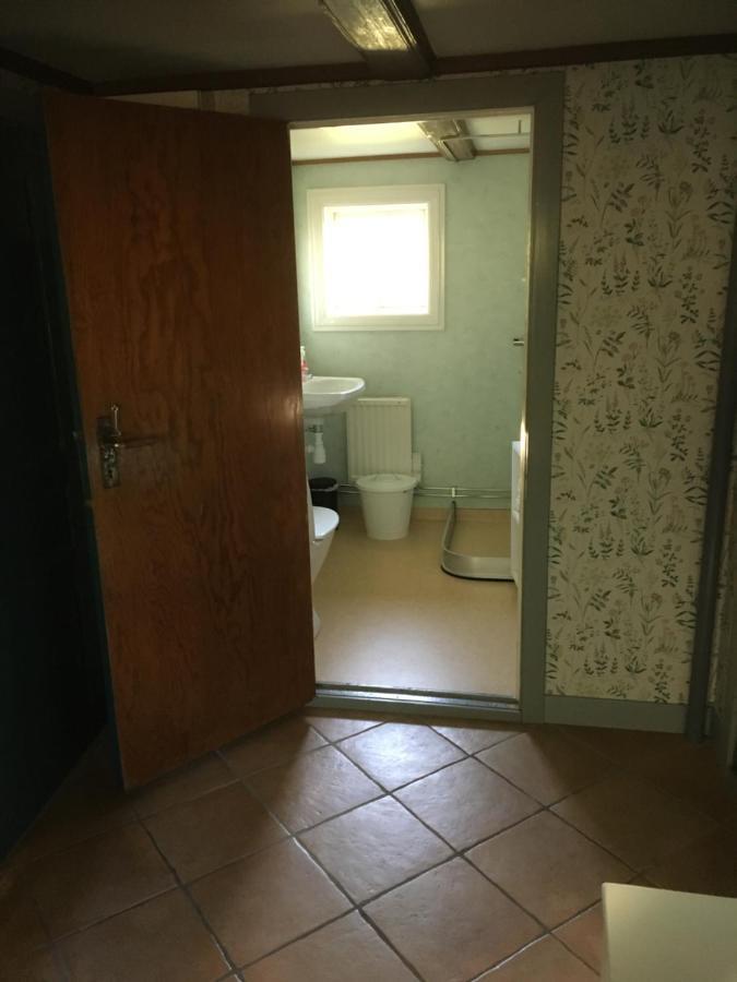 Tubbared. Villa Уларед Екстериор снимка