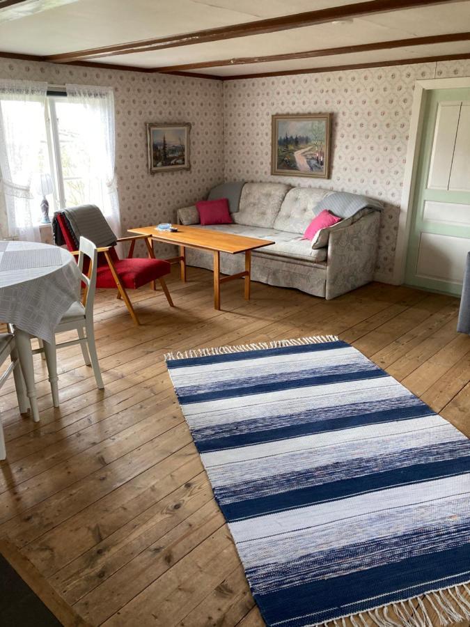 Tubbared. Villa Уларед Екстериор снимка